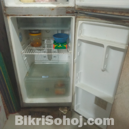 Sumsung Fridge Sell